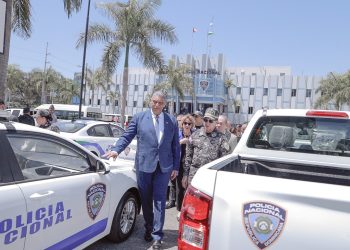 Ministerio de Interior vehiculos a la Policia