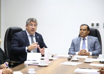 diputados y consultor embajada EEUU