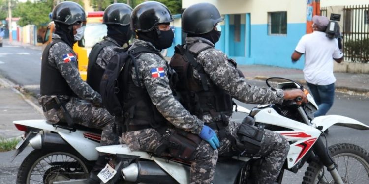 Agentes Policia Nacional rd