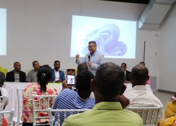 Carlos Pena y pastores