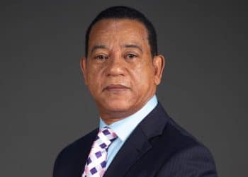 Franc Rosario aspirante presidencial de Alianza Pais