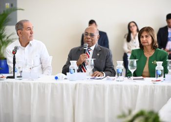 Aprueban ensenanza de la Constitucion en las universidades 9