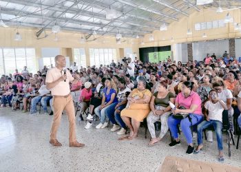Encuentro Madres De Vuelta al Barrio La Romana