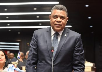 Juan Julio Campos se despide de voceria PLD