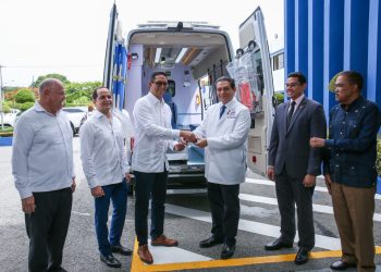 Sistema entrega ambulancia al MSP 5