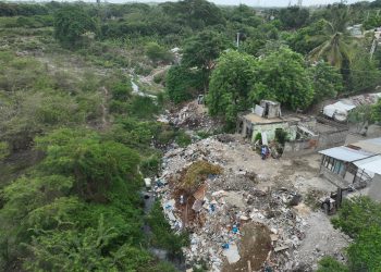 Toma aérea del río San Marcos a su paso por Los Rieles JPG