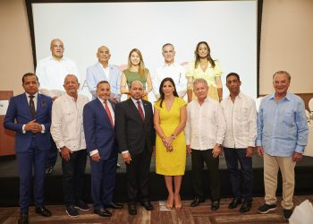 luis valdez y empresarios