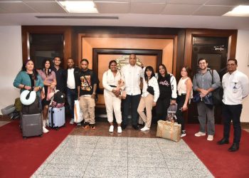 Dominicanos regresan de Israel