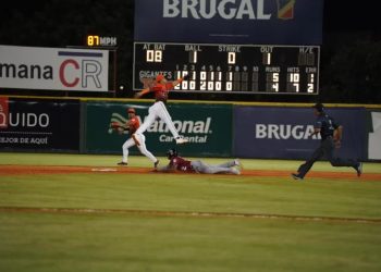 Gigantes del Cibao y toros