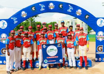 Integrantes del equipo Bravos del Sur