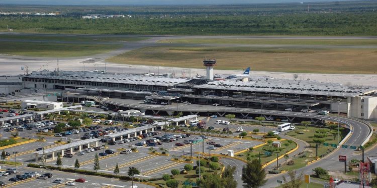 Aeropuerto Las America JFPG