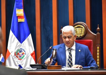 senado ricardo de los santos