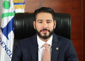 Francisco A. Torres superintendente de Pensiones
