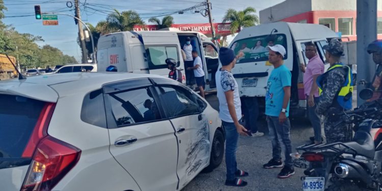 accidente de transito en la avenida Lupejpg