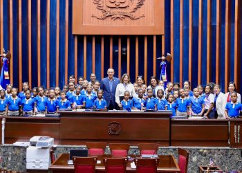 estudiante de El Seibo en el Senado