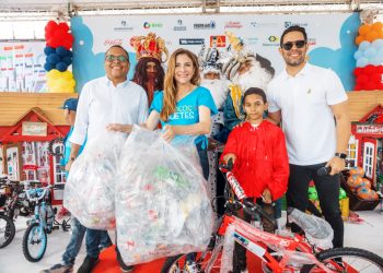 plastico por juguete