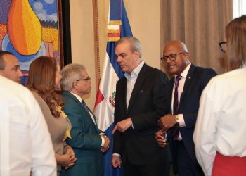 Abinader y Waldo Ariel