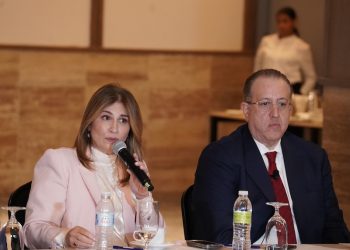 Circe Almanzar y Magin Diaz