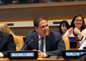 Carlos Bonilla, ministro.de Vivienda