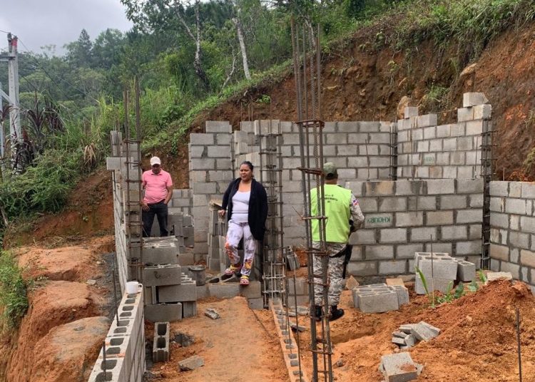 construcción Rancho Arriba