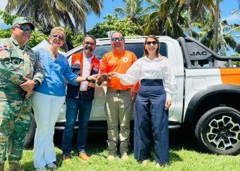 Defensa Civil y senadora