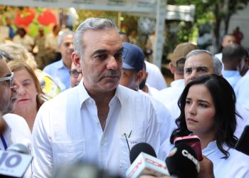 abinader en Santiago