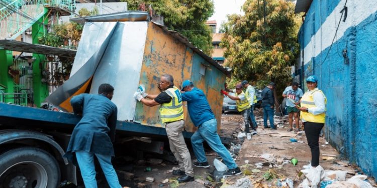 Alcaldía limpia ADN