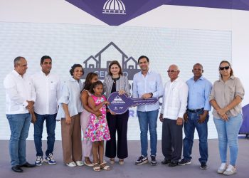 Ecovivienda Raquel Peña y Roberto Angel Salcedo