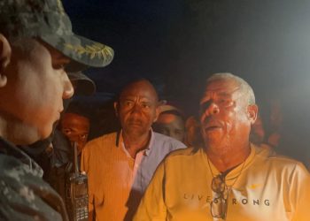 protestantes secuentran camión