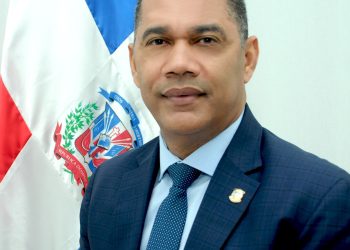 DE LEÓN