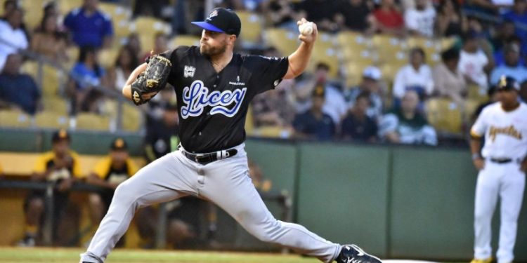 Licey Steve Moyer