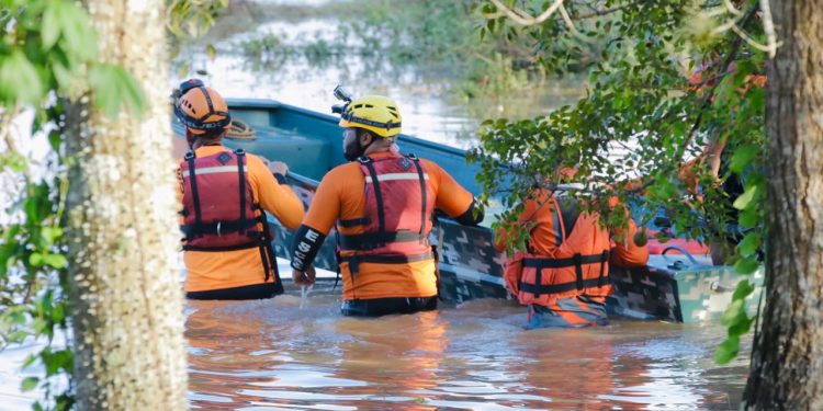 Defensa Civil rescate