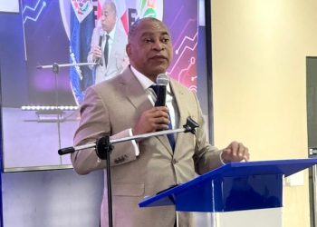 Director de prisiónes