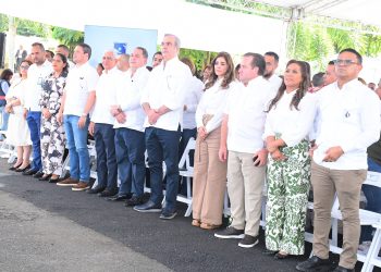 Ricardo de los Santos y presidente Abinader