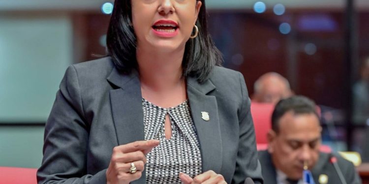 Senadora Hermana Mirabal