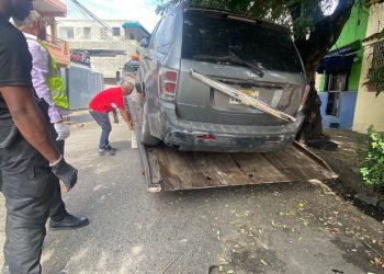 retiro de vehiculos chataras ADN