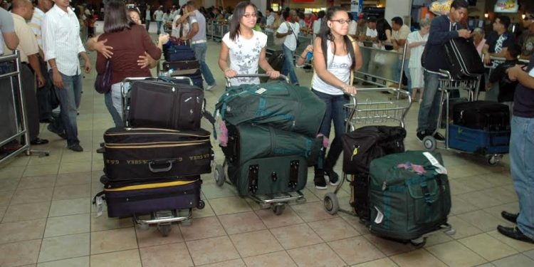 Diaspora o criollos aeropuertos