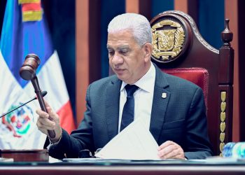 Presidente del Senado, Ricardo de los Santos jpeg