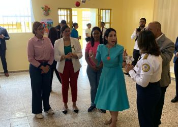 Primera dama y privadas de libertad