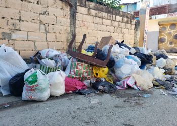 Basura invade a Cacino Adentro