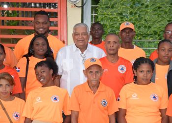 Empresario Elías piña y voluntario Defensa Civil