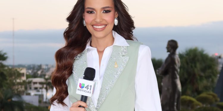 Mayra Delgado corresponsal Univision RD