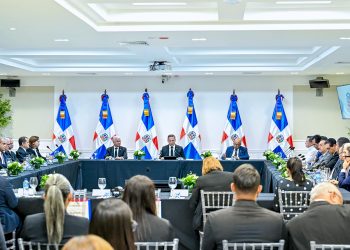 Ricardo de los Santos y presidente de la SCJ