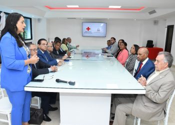 Senadores y cruz Roja