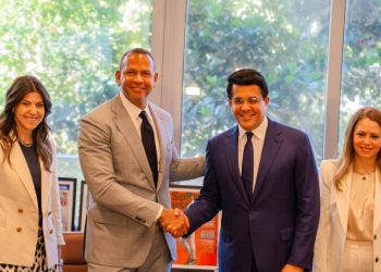 Alex Rodriguez y David Collado