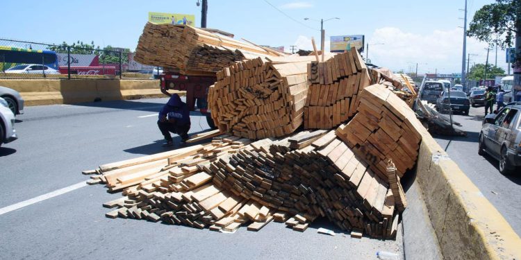 Camiones sobrecargados