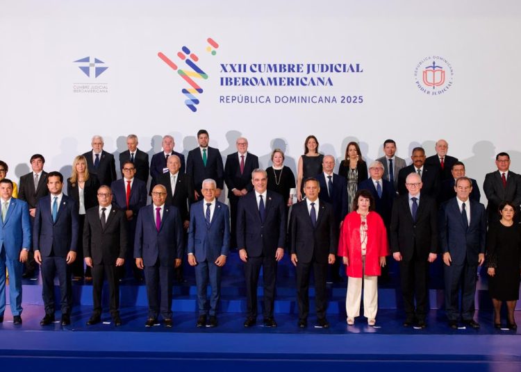 Cumbre juridica