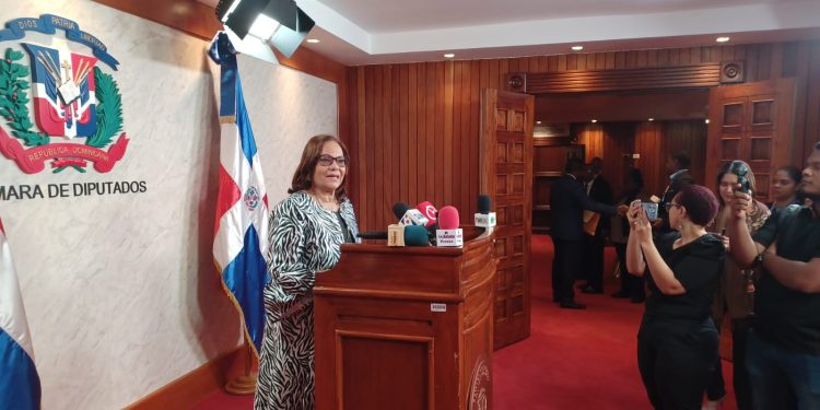 Diputada Peravia