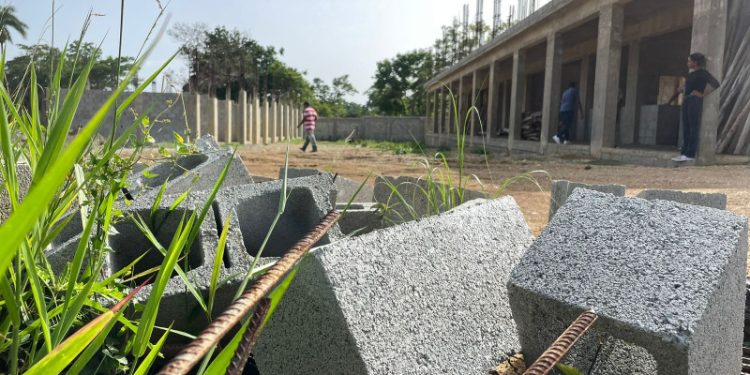 Escuela en construcción