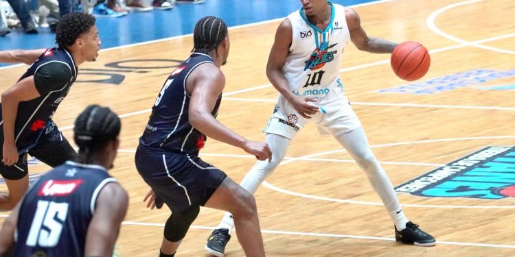 Jassel Pérez vs Marineros